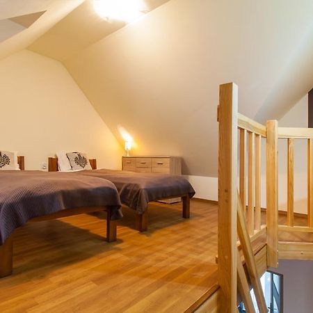 Apartamento Pod Reglami Krościenko Habitación foto